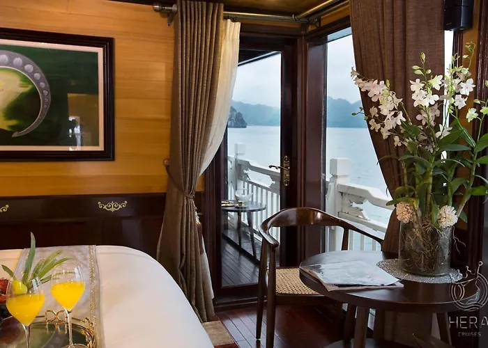 Hera Grand Luxury Cruise Ha Long