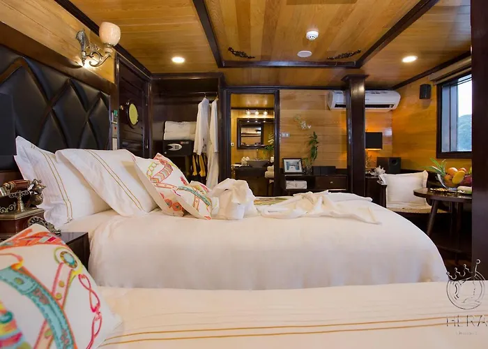 Hera Grand Luxury Cruise