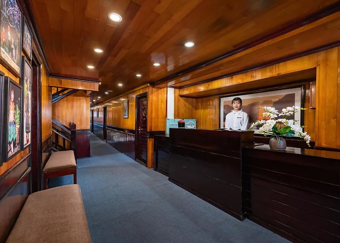 Hera Grand Luxury Cruise 5* Ha Long
