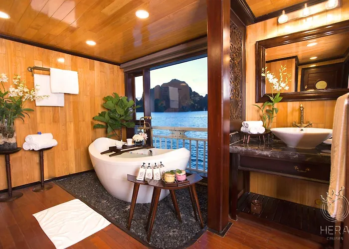  Hera Grand Luxury Cruise