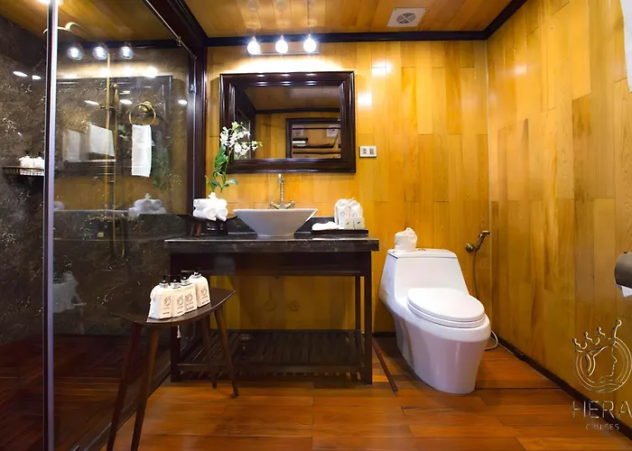  Hera Grand Luxury Cruise 5*