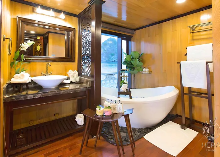 Hera Grand Luxury Cruise Ha Long